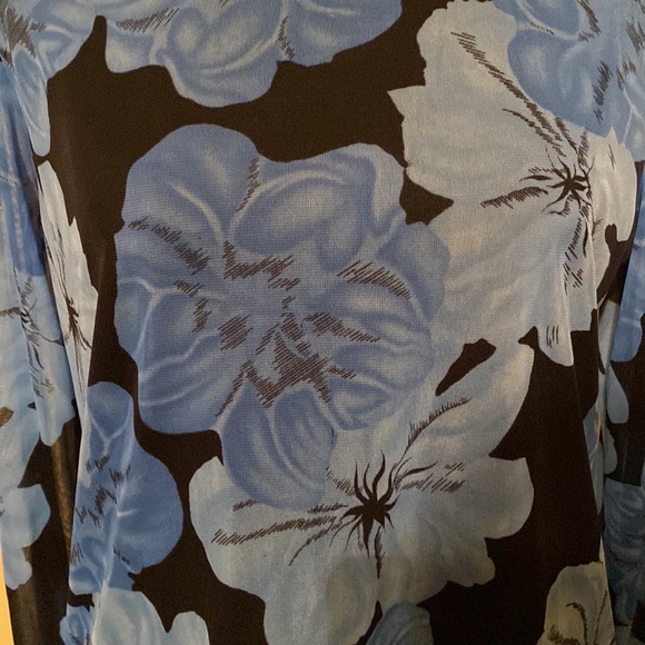 Casual Corner blouse - Picture 4 of 14